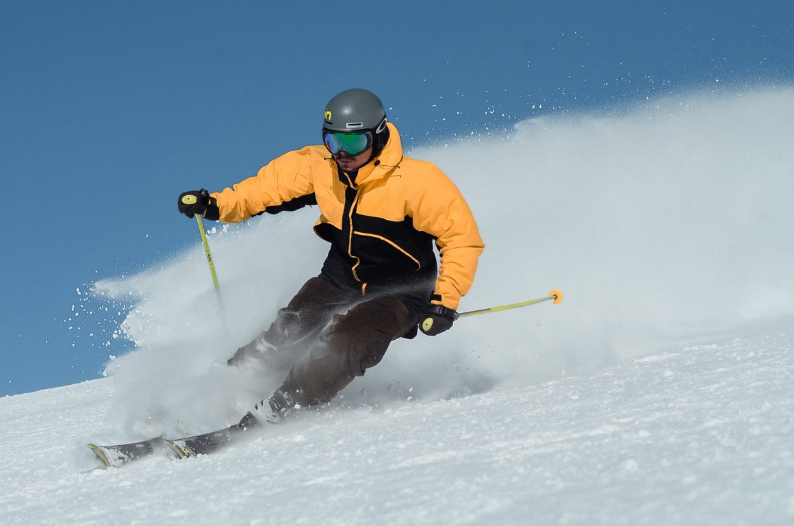 Hoe behandel je een skiduim